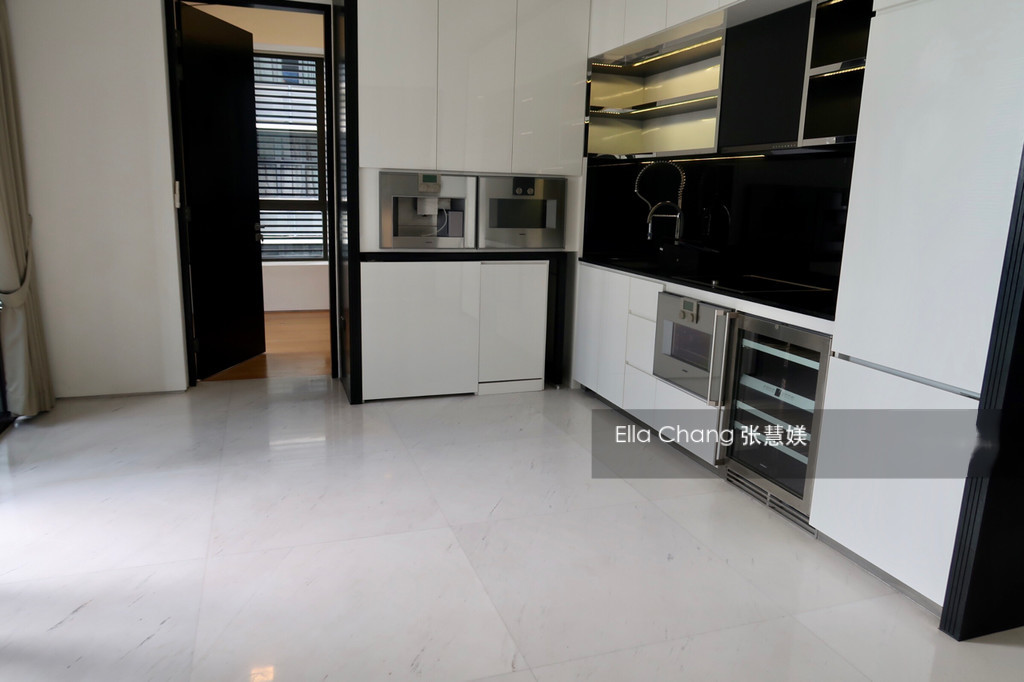 The Cape thumbnail photo